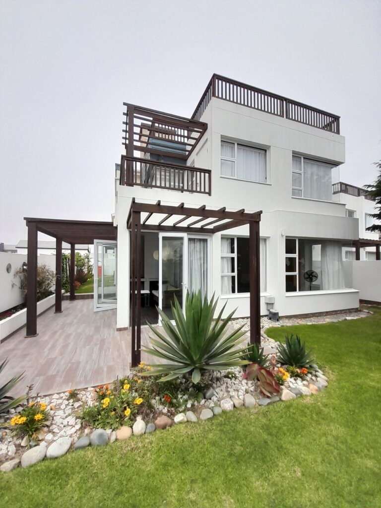 Detached Townhouse with Sauna & Rooftop Terrace in Vogelstrand