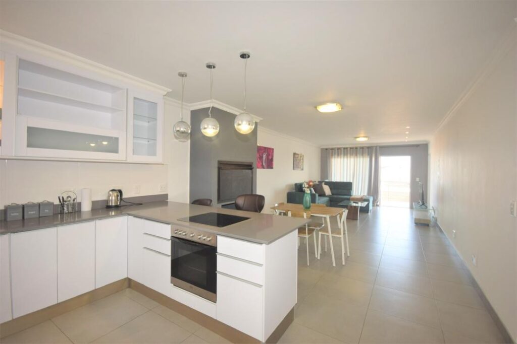 Neat Apartment at Dolphin Beach